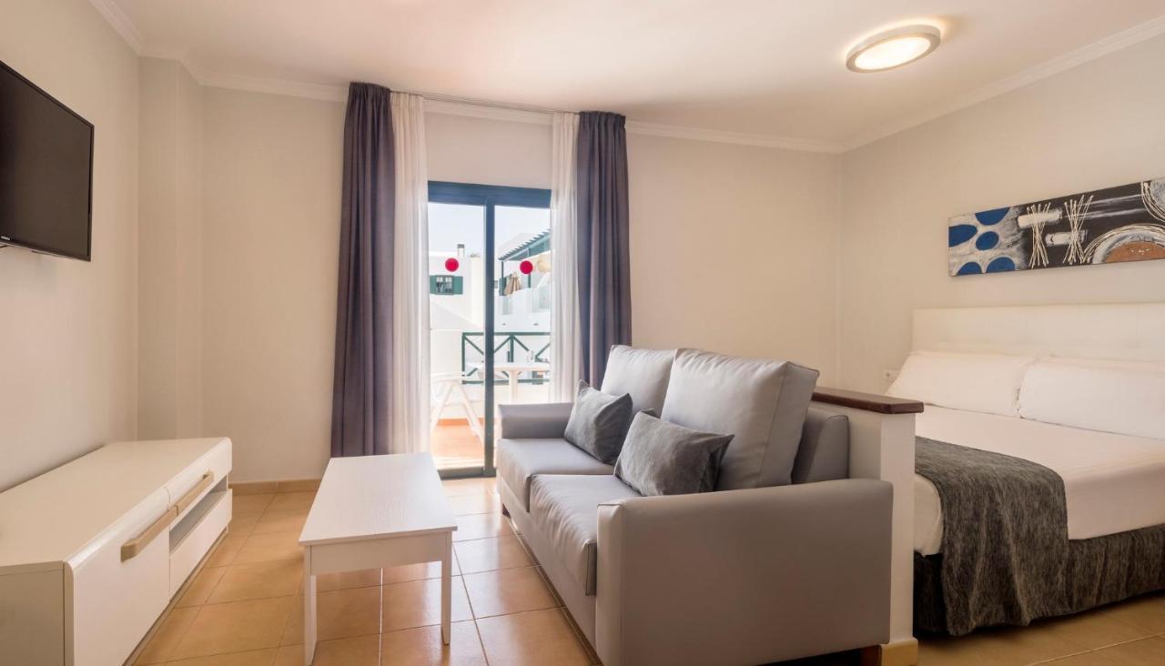 Aparthotel Ilunion Costa Sal Lanzarote à Puerto del Carmen  Extérieur photo