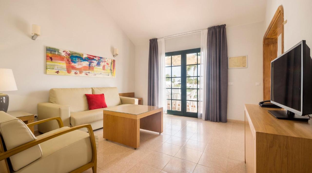 Aparthotel Ilunion Costa Sal Lanzarote à Puerto del Carmen  Extérieur photo
