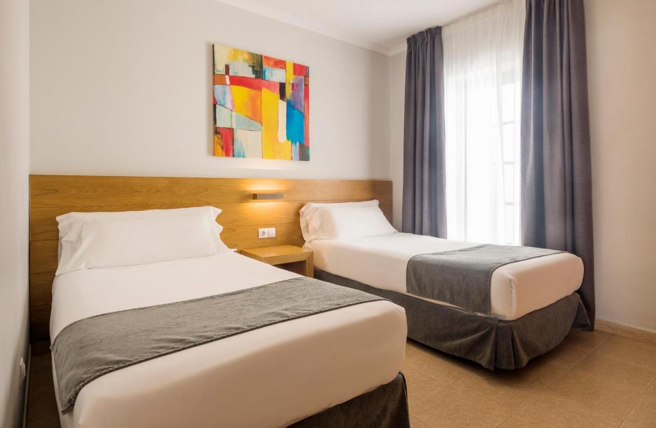 Aparthotel Ilunion Costa Sal Lanzarote à Puerto del Carmen  Chambre photo