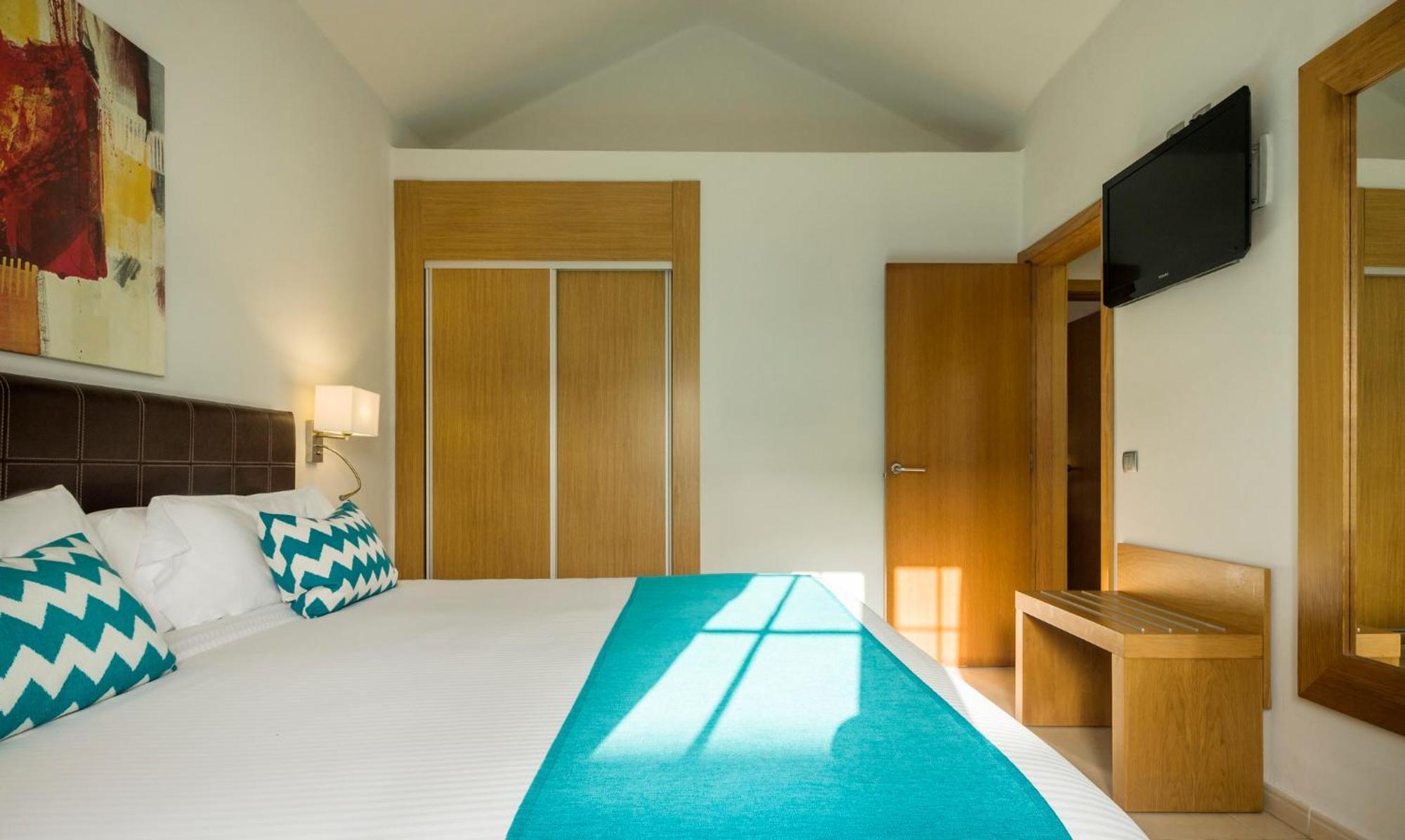 Aparthotel Ilunion Costa Sal Lanzarote à Puerto del Carmen  Chambre photo