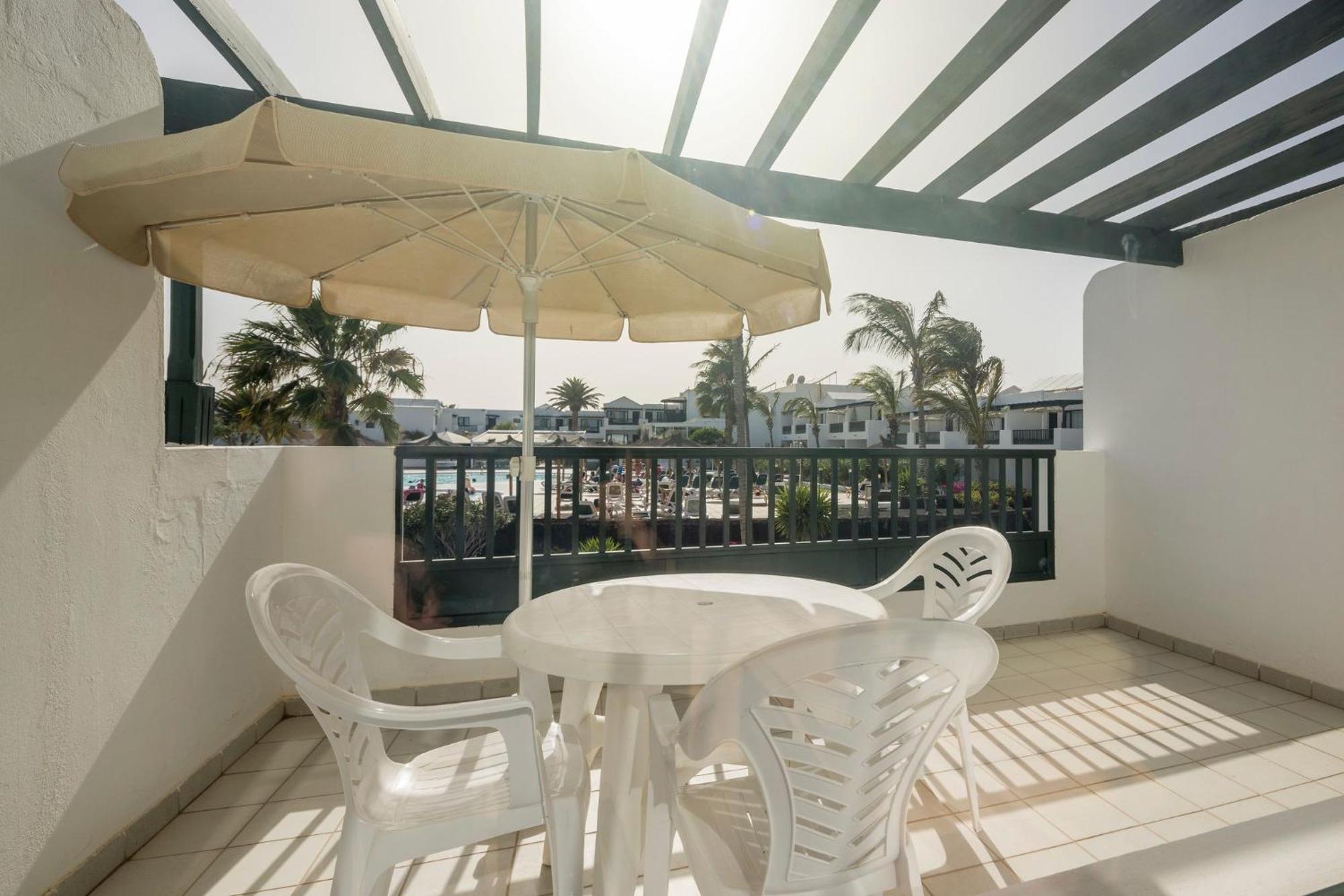 Aparthotel Ilunion Costa Sal Lanzarote à Puerto del Carmen  Chambre photo